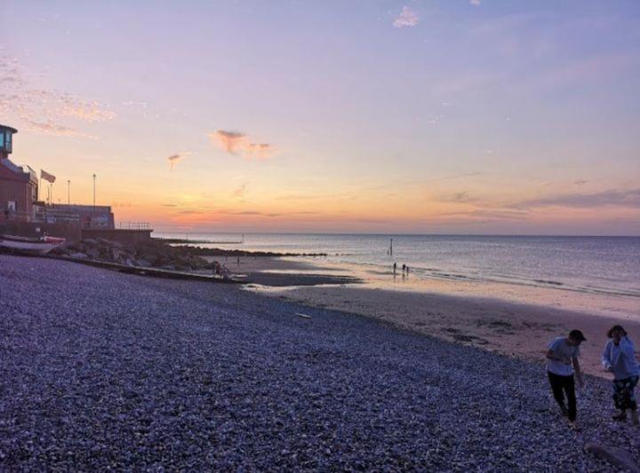 Villa Starry Seaview Sheringham Exterior foto